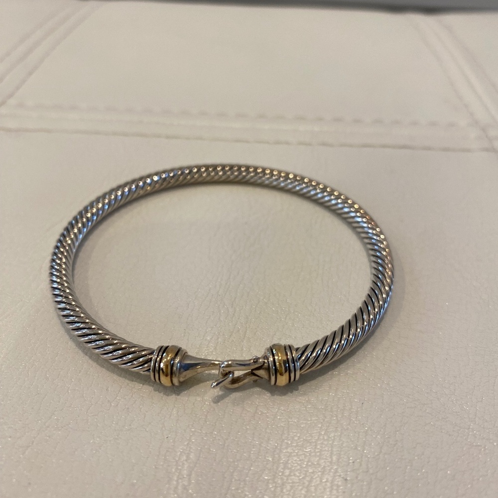 David Yurman Buckle Bracelet - 4MM - Size M
